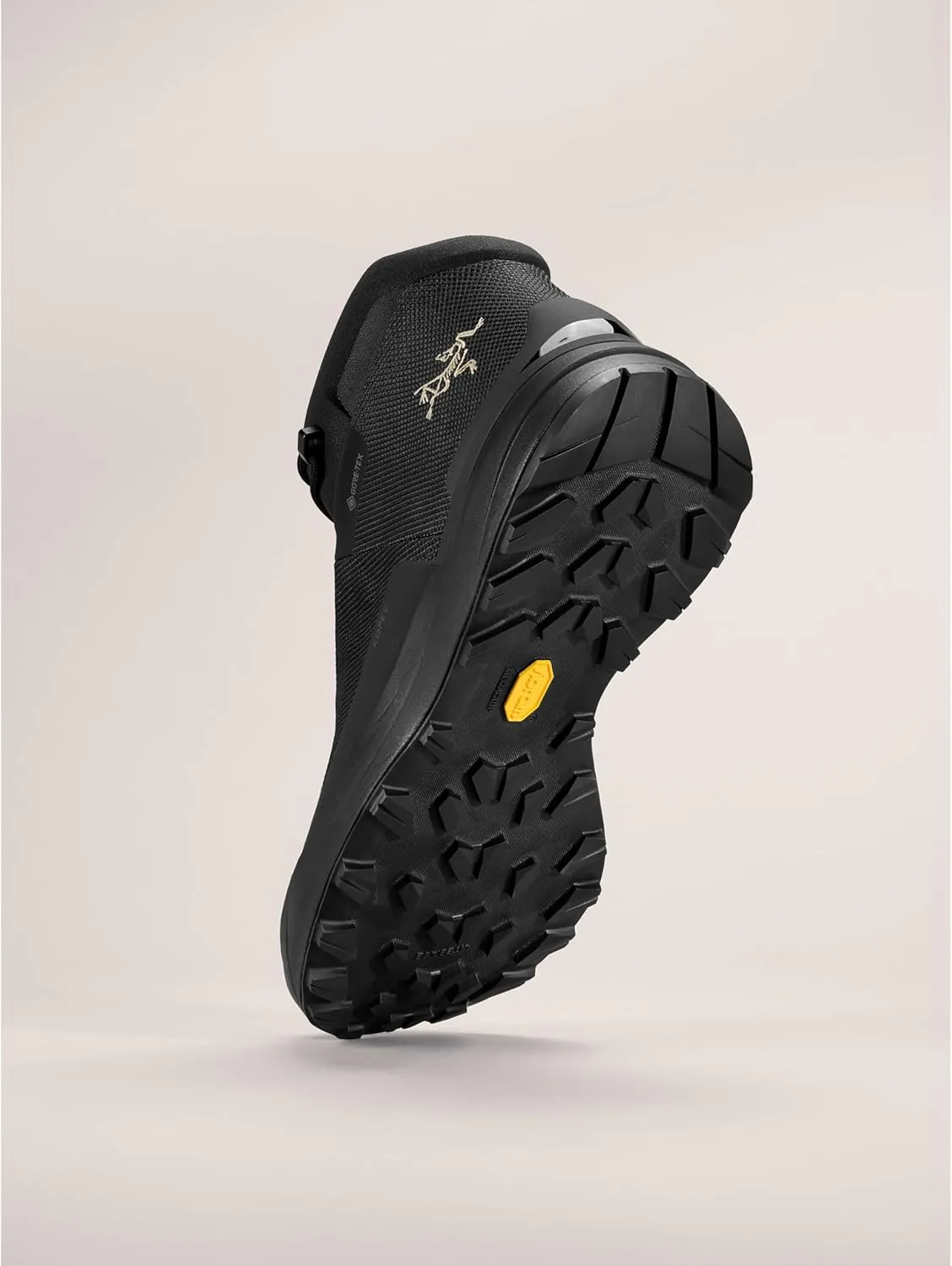 Arc'teryx Kopec Mid GTX Boot Womens | Mid-Height Trekking & Hiking Womens Shoes | Megagrip Outsole - Waterproof Shoe