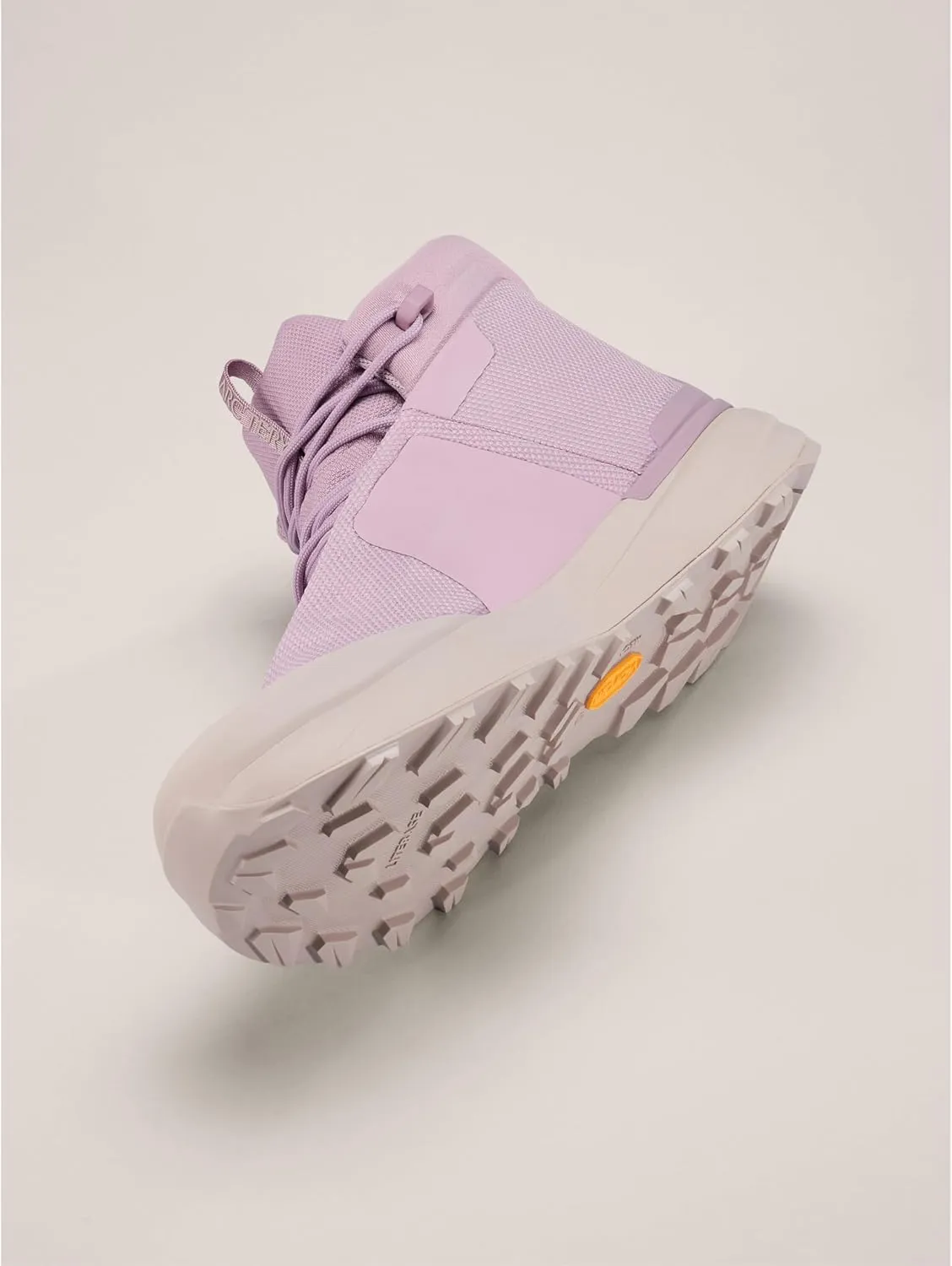 Arc'teryx Kopec Mid GTX Boot Womens | Mid-Height Trekking & Hiking Womens Shoes | Megagrip Outsole - Waterproof Shoe