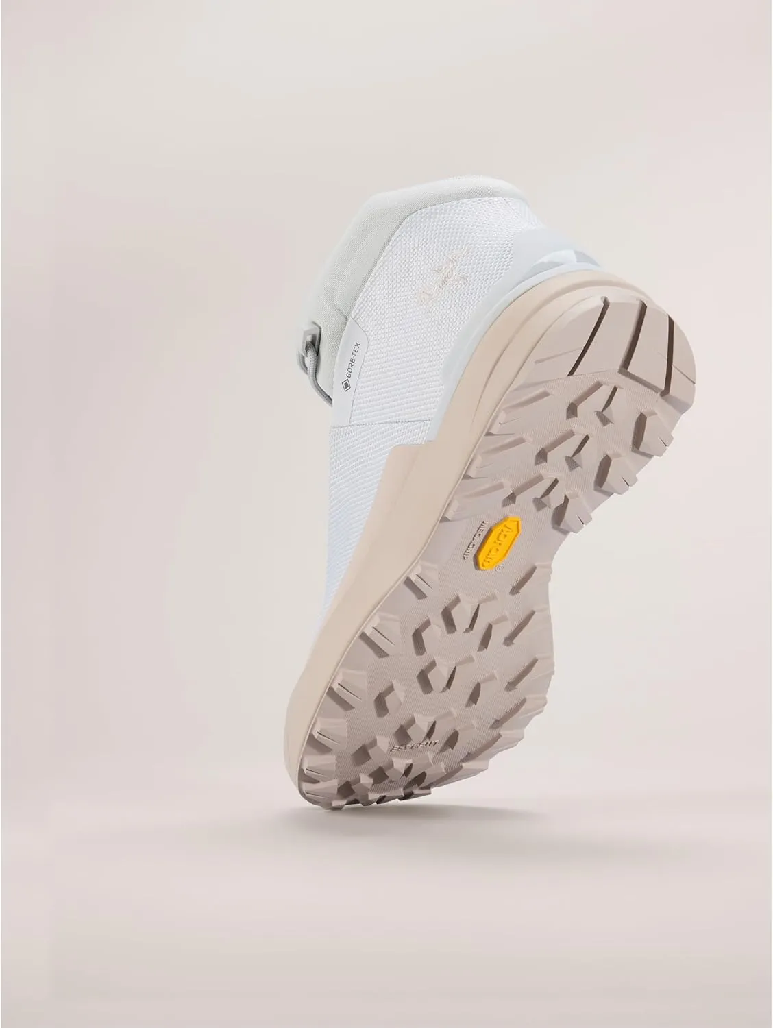 Arc'teryx Kopec Mid GTX Boot Womens | Mid-Height Trekking & Hiking Womens Shoes | Megagrip Outsole - Waterproof Shoe