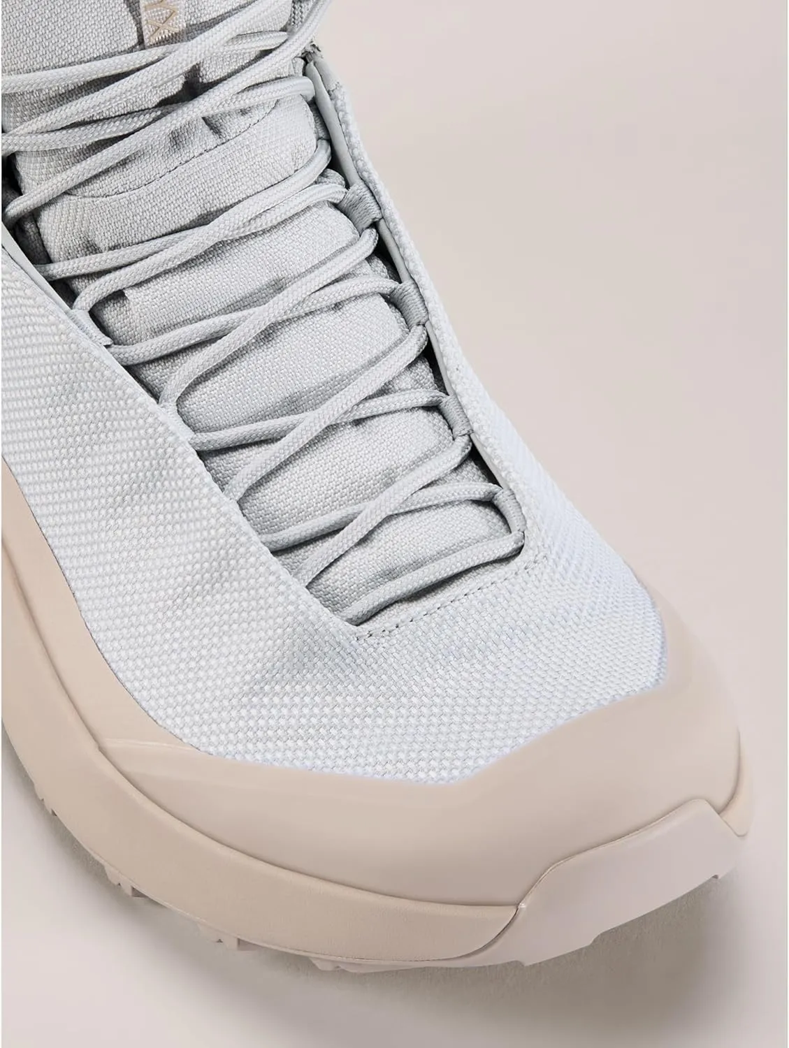 Arc'teryx Kopec Mid GTX Boot Womens | Mid-Height Trekking & Hiking Womens Shoes | Megagrip Outsole - Waterproof Shoe