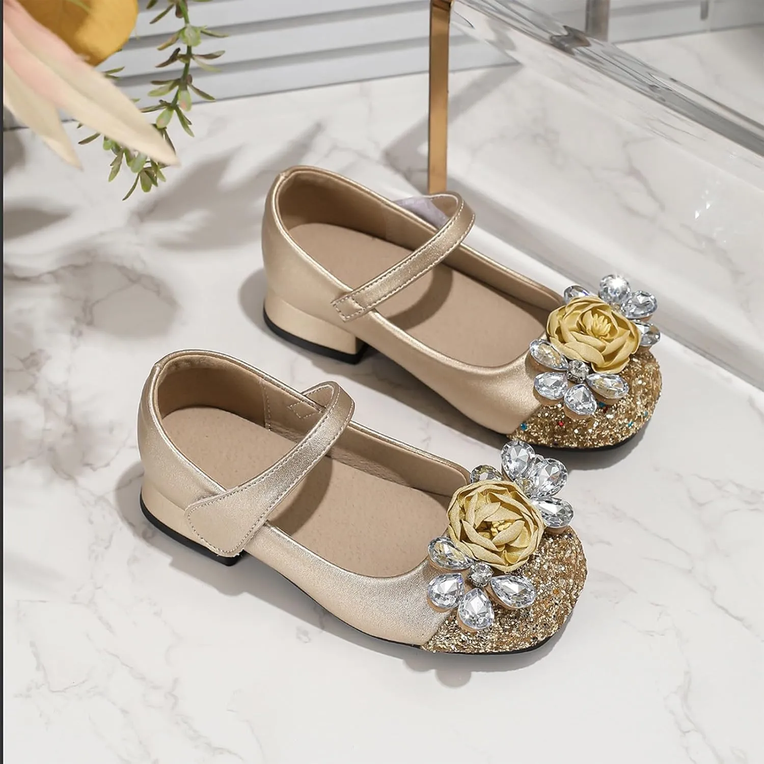 Girls High Heel Shoes Children's Thick Heel Student Leather Shoes Flower Dress Dance Mary Jane Baby White Girls Sandals