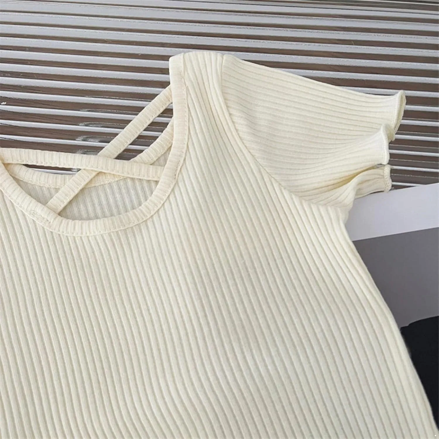 Girls Ribbed Knit T-Shirts Short Sleeve Cute Tee Flowy Ruffle Trim Blouses for Toddler Girls Knit Tops Summer T-Shirts