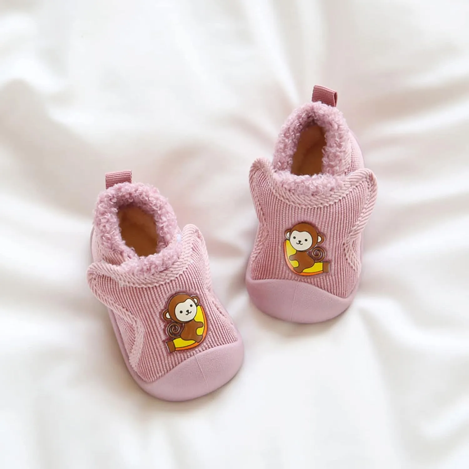 Infant Girls Boys artoon Cotton Cloth Plush Shoes Soft Flat Bottom Lightweight Slip On Warm Sport Shoes for Baby Shoes