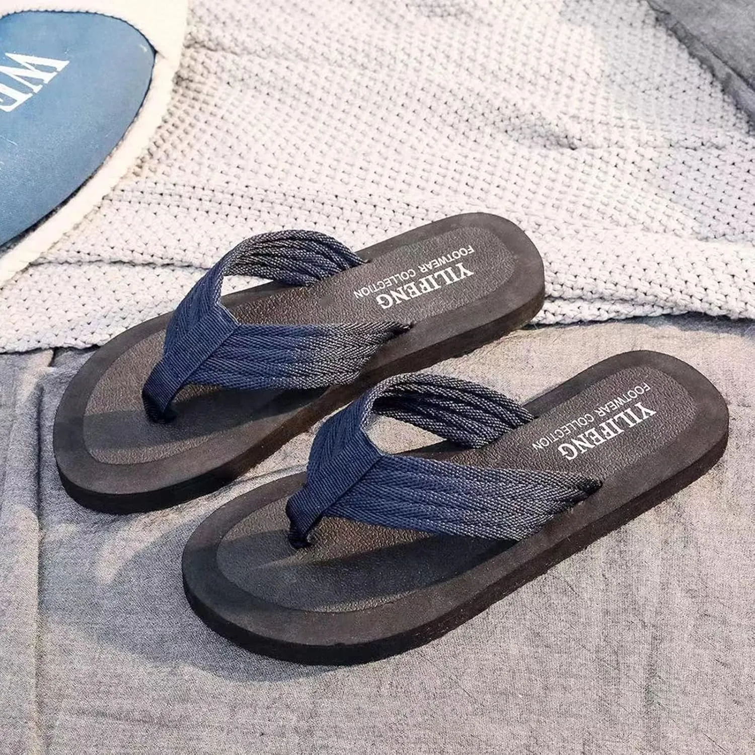 Men Shoes Fashion Beach Flip Flops Flat Toe Sandwich Beach Flip Flops for Men Light Sandals