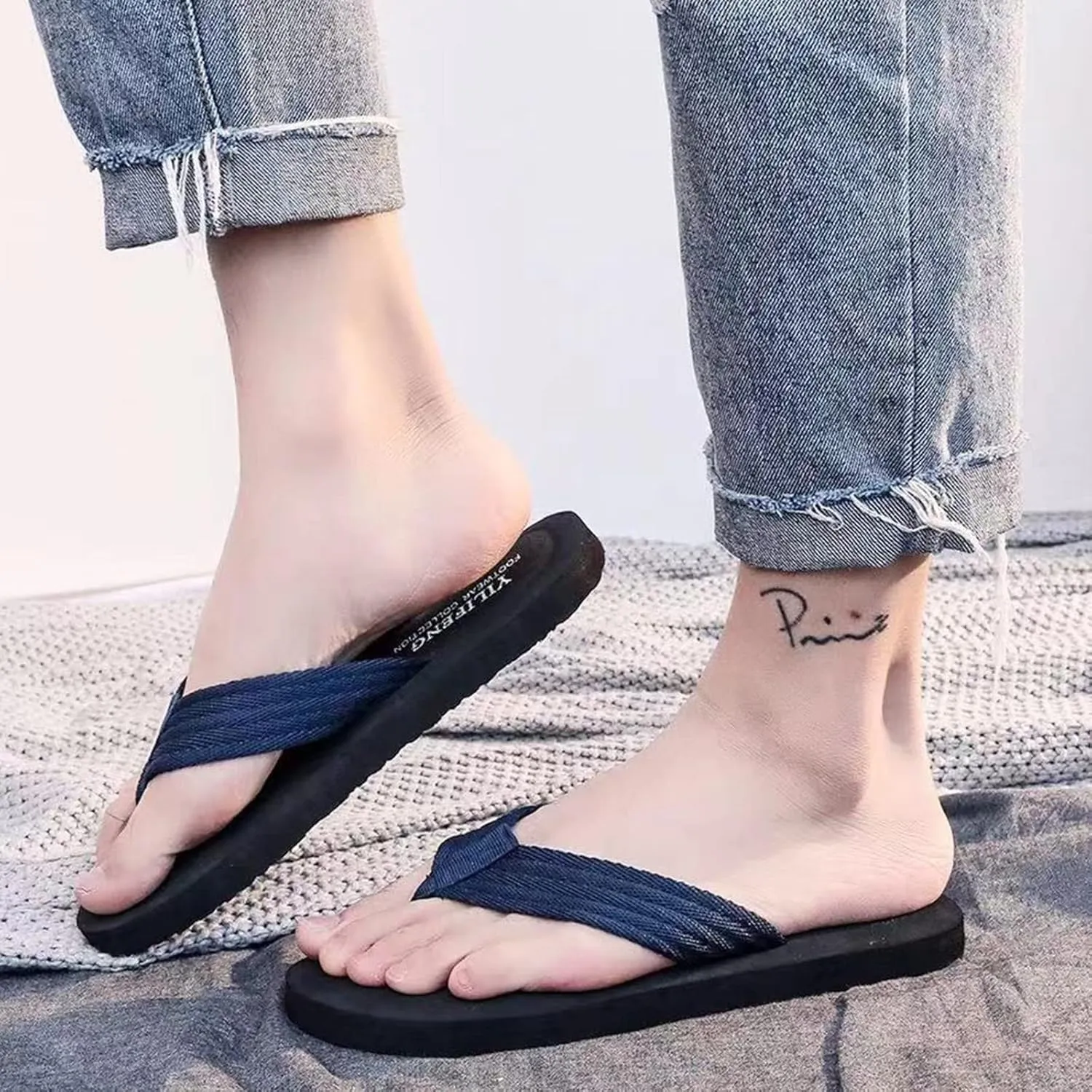 Men Shoes Fashion Beach Flip Flops Flat Toe Sandwich Beach Flip Flops for Men Light Sandals