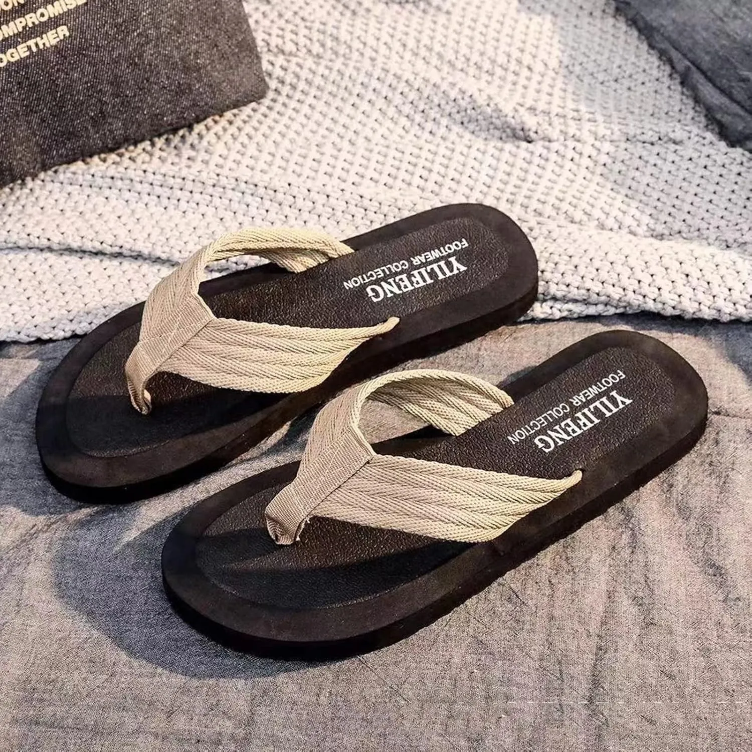 Men Shoes Fashion Beach Flip Flops Flat Toe Sandwich Beach Flip Flops for Men Light Sandals