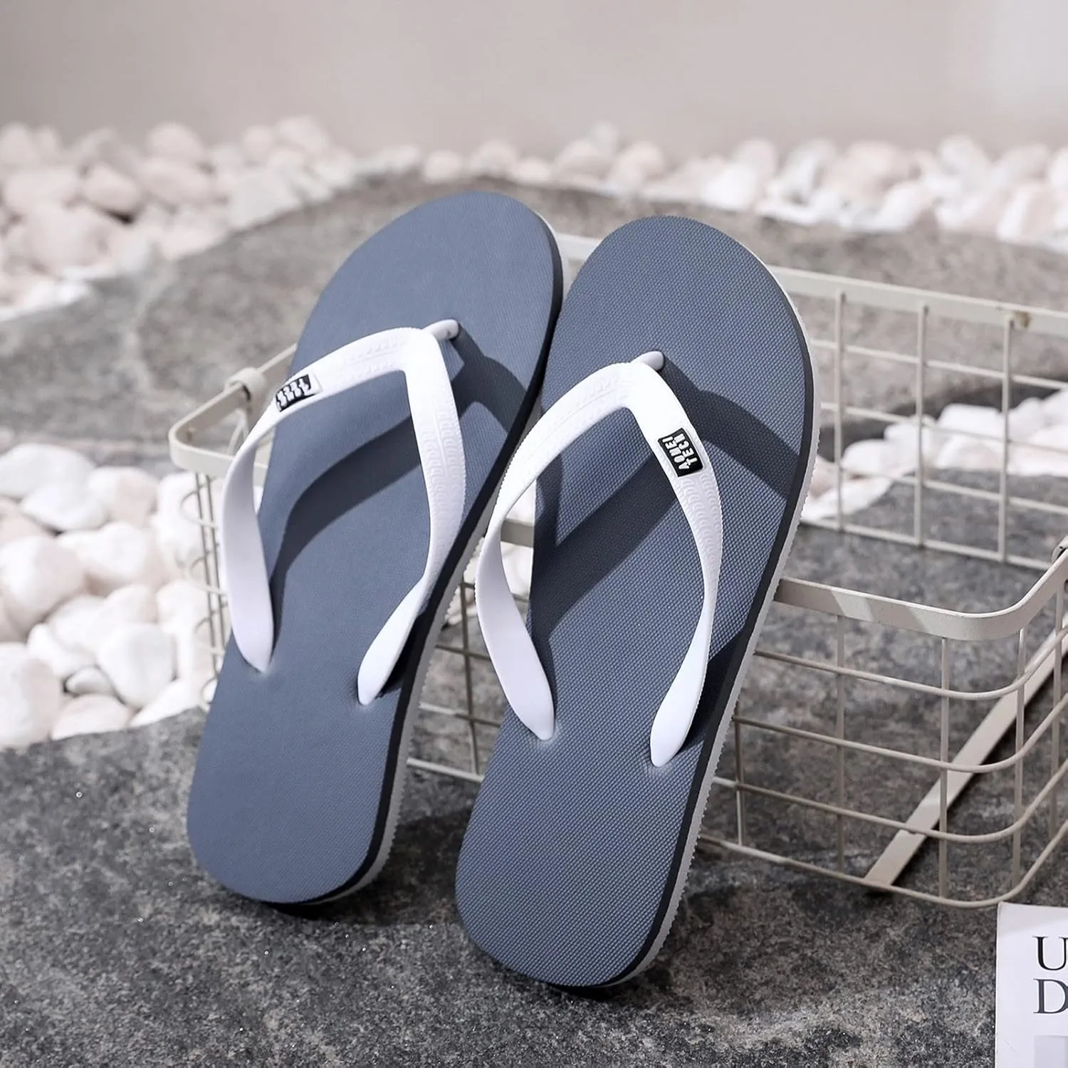 Men Shoes Flat Herringbone Slippers Fashion Casual Beach Casual Sandals Slip Sandal Flip Flops