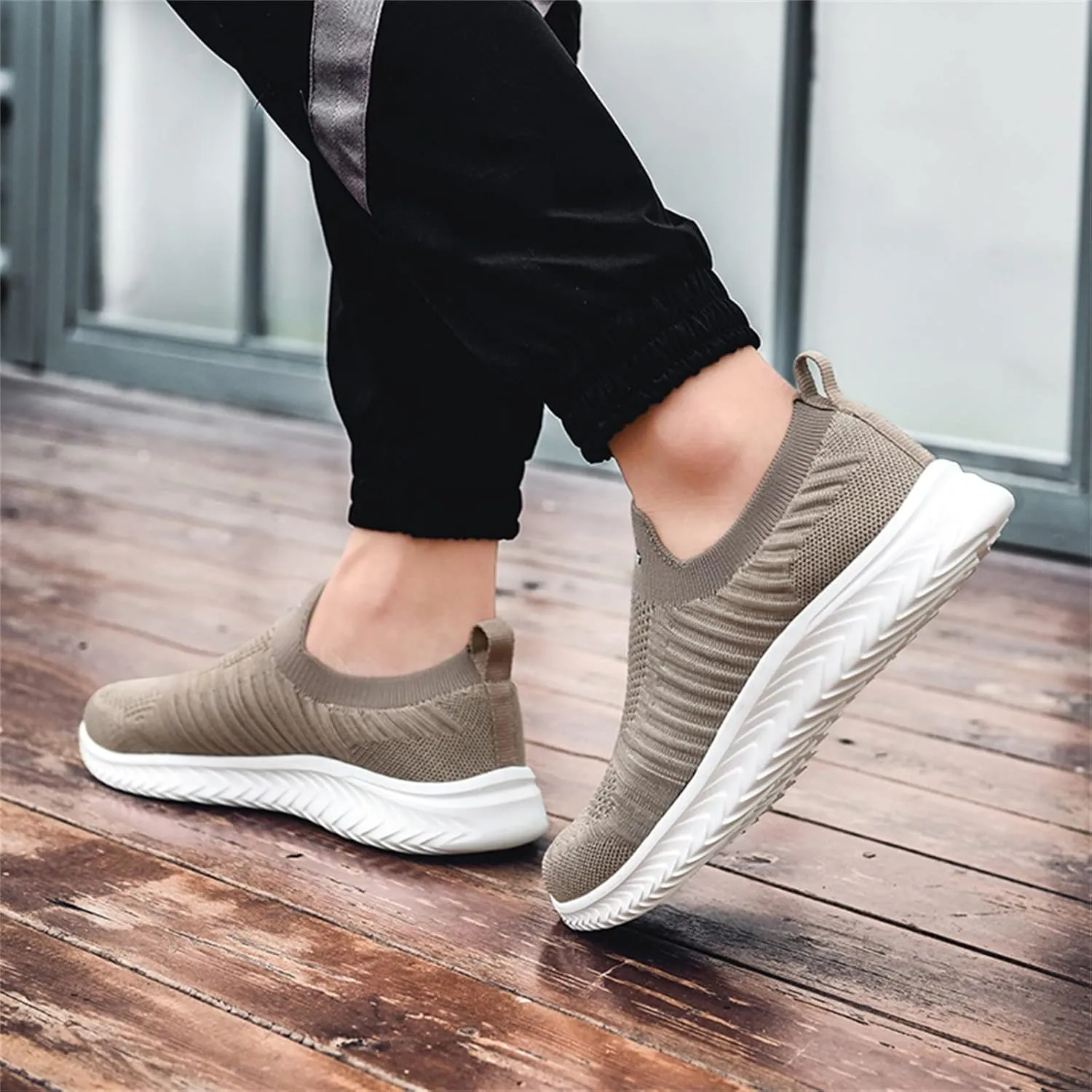 Mens Air Running Shoes Casual Slip On Walking Shoes Tennis Jogging Gym Fashion Sneakers Lightweight Breathable Knitting Trainers (Grey 8 UK) (Beige 8.5 UK)