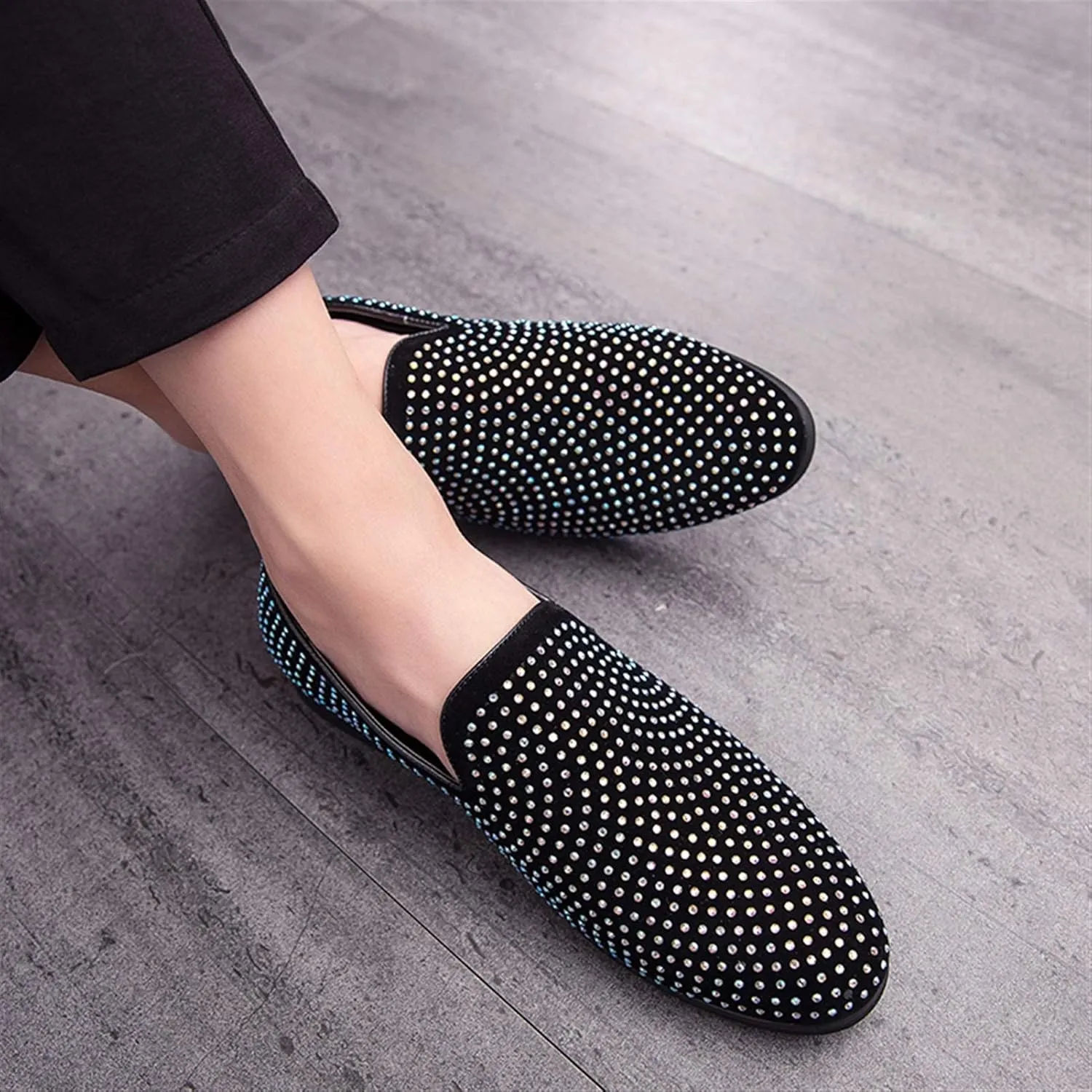 Mens Loafers Shiny Loafer Shoes PU Leather Comfortable Lightweight Slip Resistant Casual Walking Slip-on