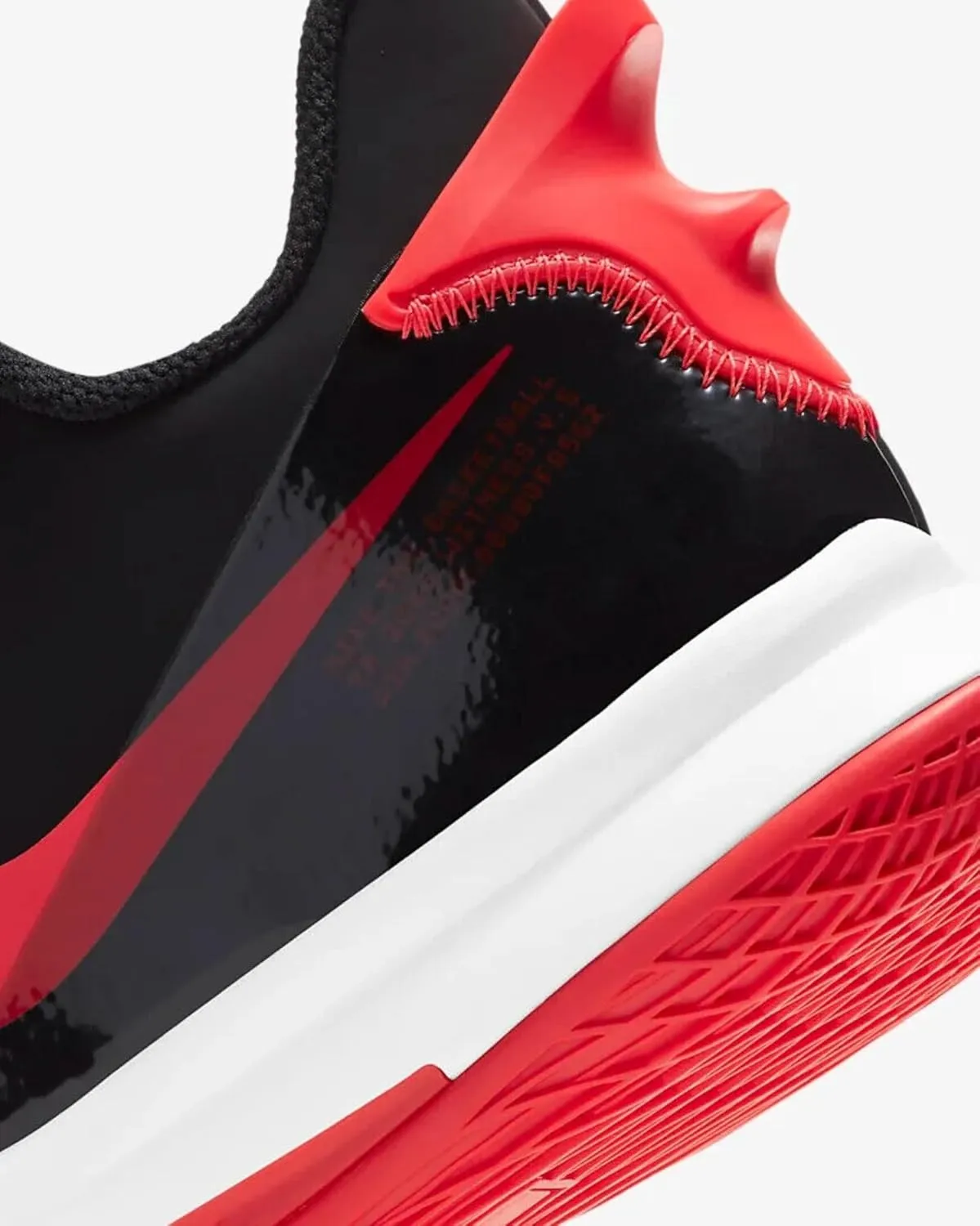 Nike Men's Basketball Shoe