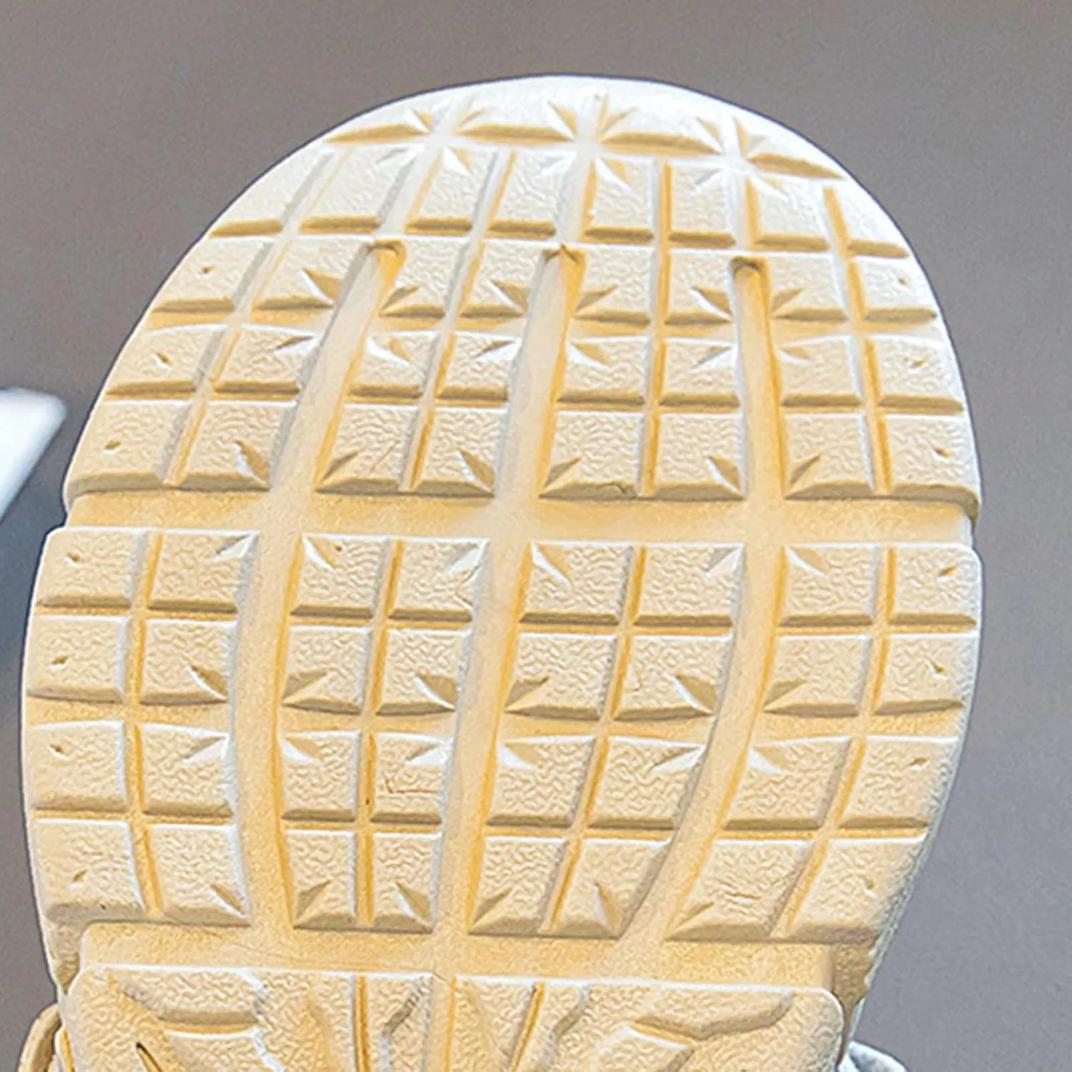 Spring and Summer New Multi Color Solid Shoes Mesh Lightweight and Breathable Children's Fashion Shoes