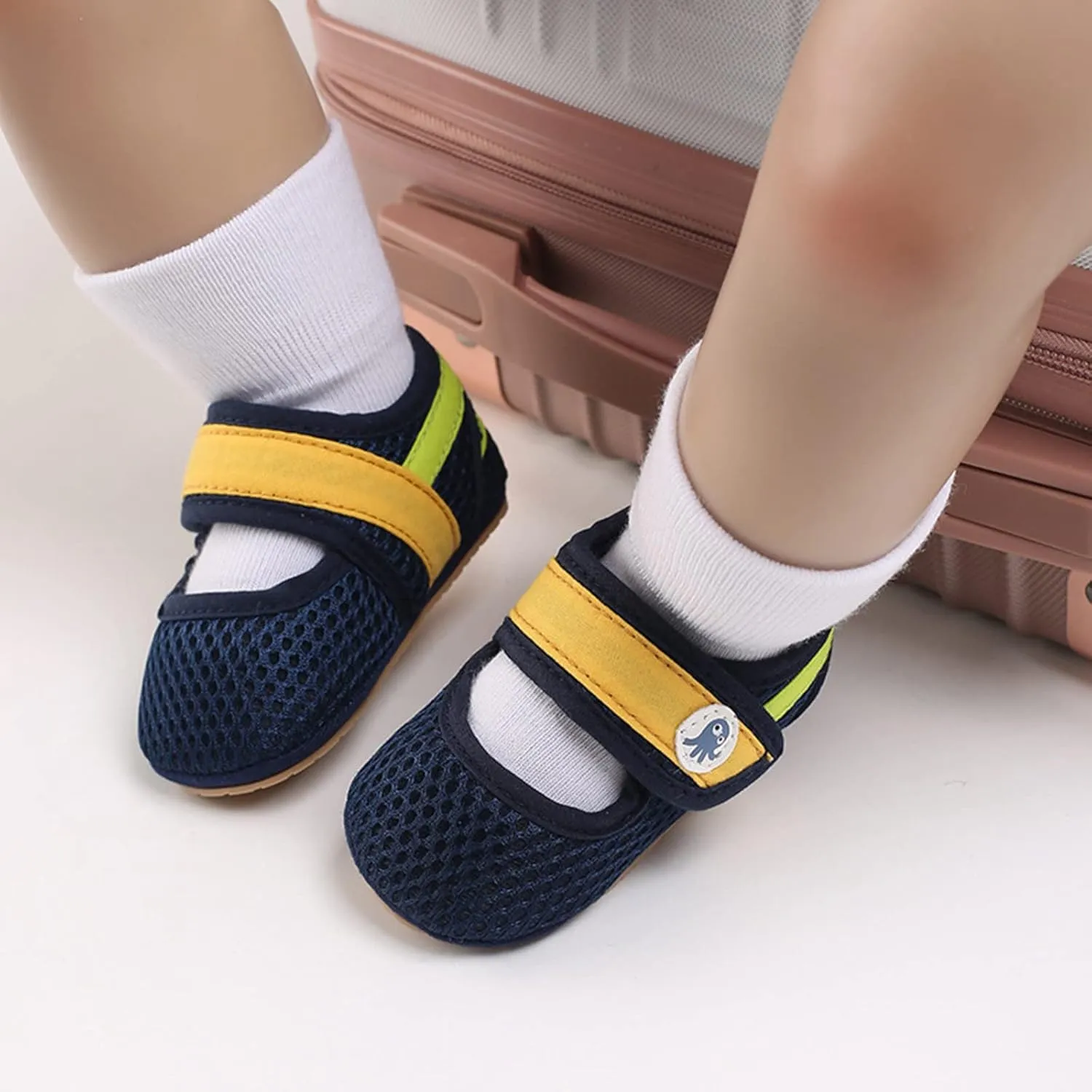 Summer Children Toddlers Boys and Girls Flat Floor Sports Mesh Breathable and Comfortable Hook Loop Boys Running Shoes