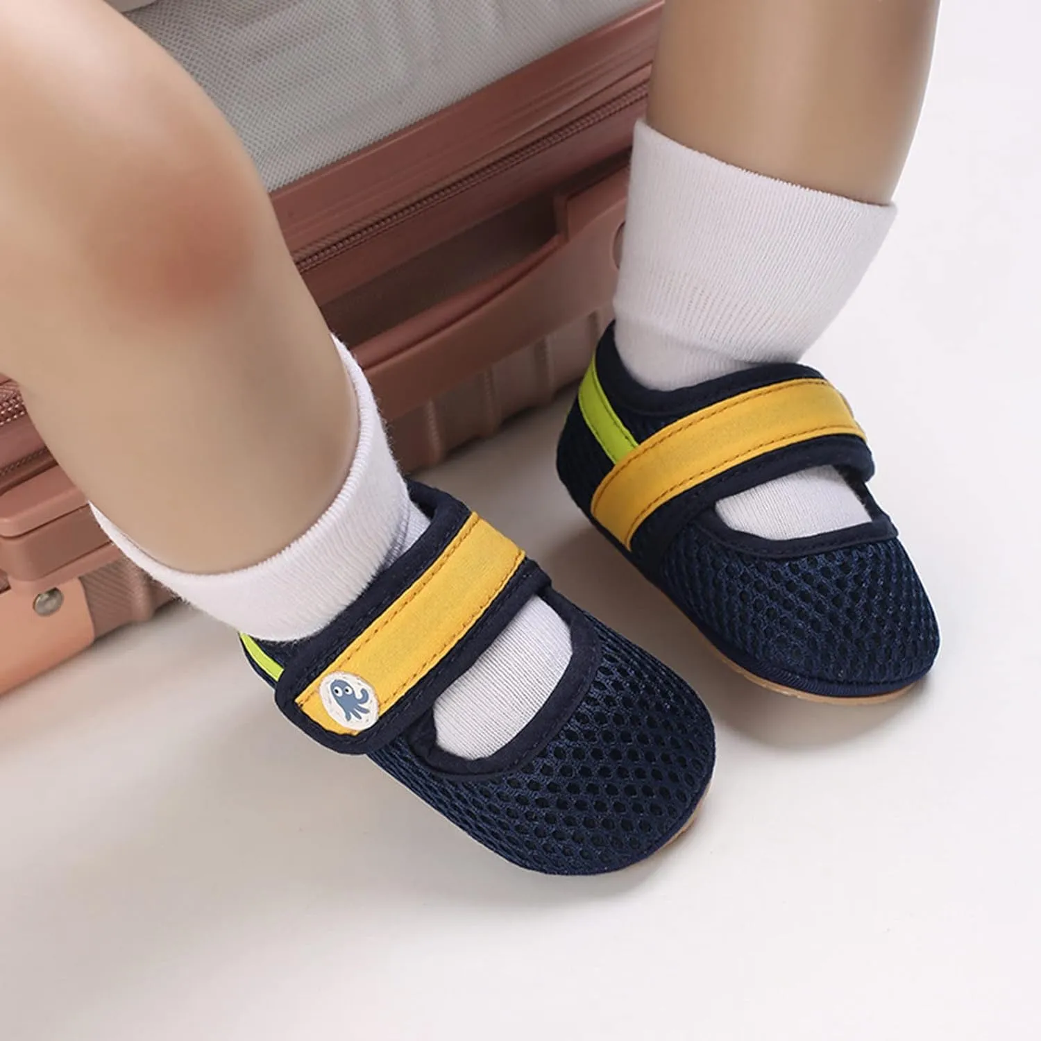 Summer Children Toddlers Boys and Girls Flat Floor Sports Mesh Breathable and Comfortable Hook Loop Boys Running Shoes