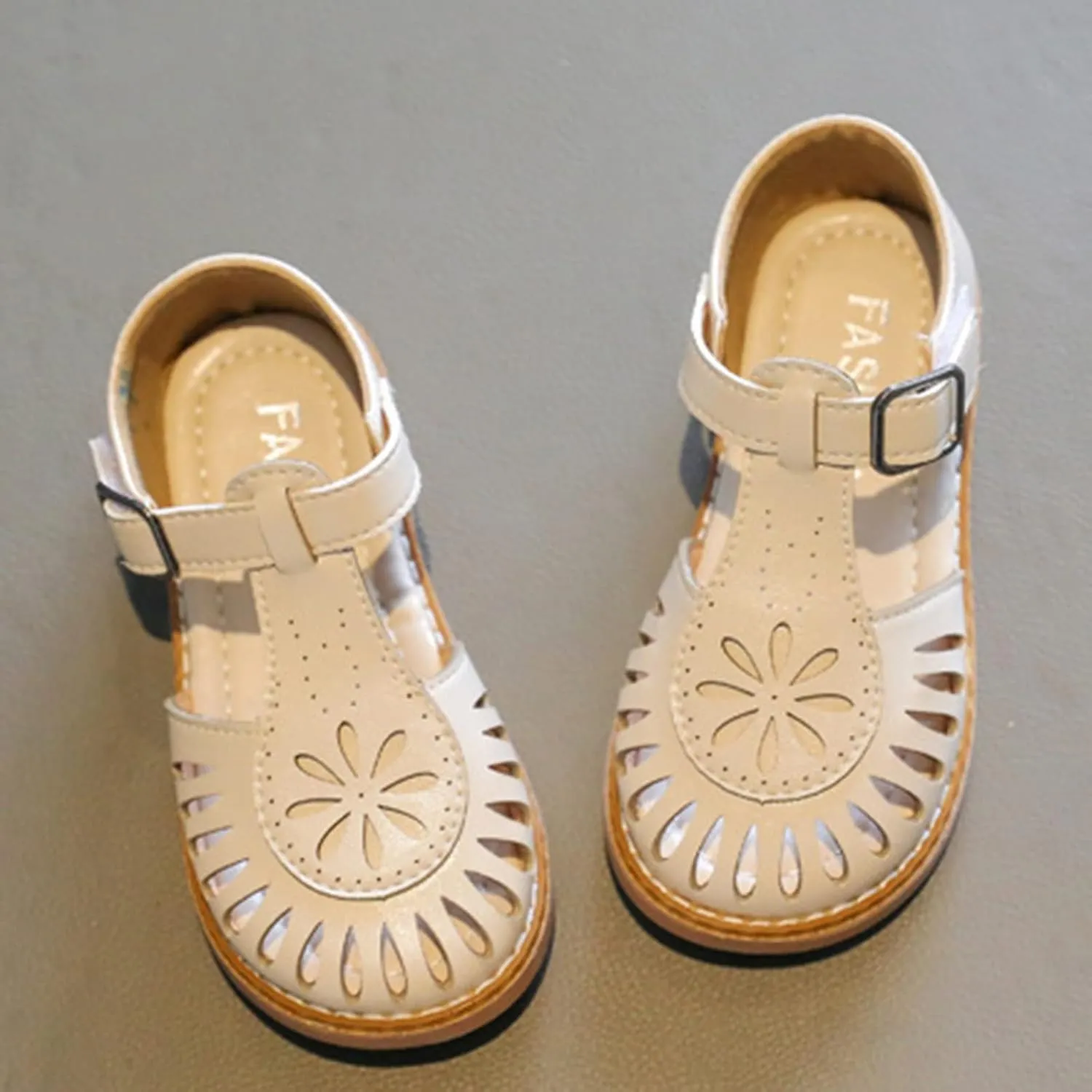 Toddler Girl Dress Shoes Children Sandals Fashion Baby Open Toe Princess Shoes Soft Soled Cut Out Beach Sandals (White, 3 Big Kids)