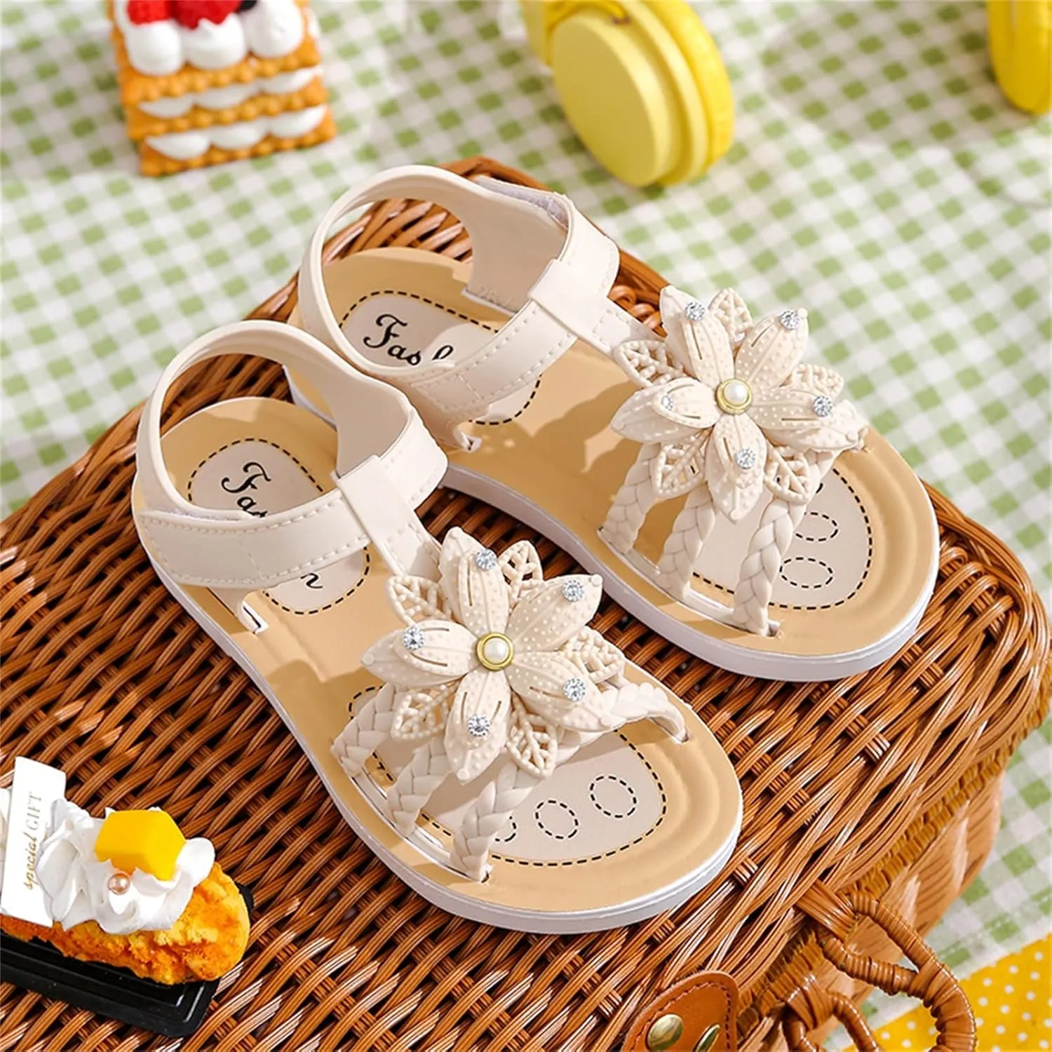 Toddler Kids Girls Sandals Soft Flat Shoes Fashion Comfortable Bow Soft Bottom Lightweight Princess Sandals