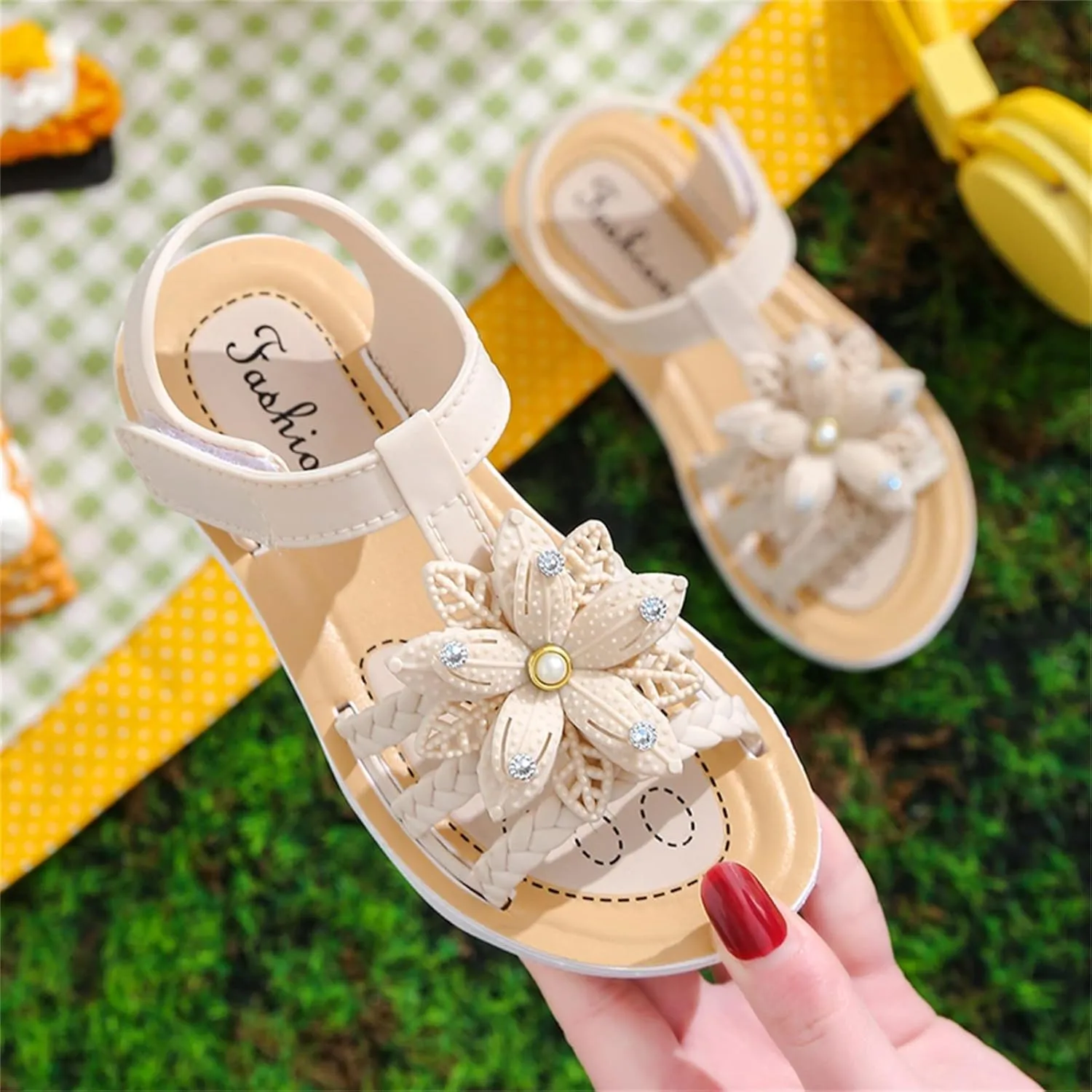 Toddler Kids Girls Sandals Soft Flat Shoes Fashion Comfortable Bow Soft Bottom Lightweight Princess Sandals