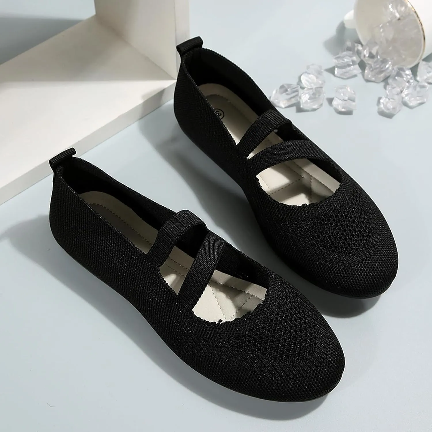 Womens Fashion Breathable Mesh Knitted Flats Beach Walking Shoes Soft Sole Casual Shoes for Summer Vacation