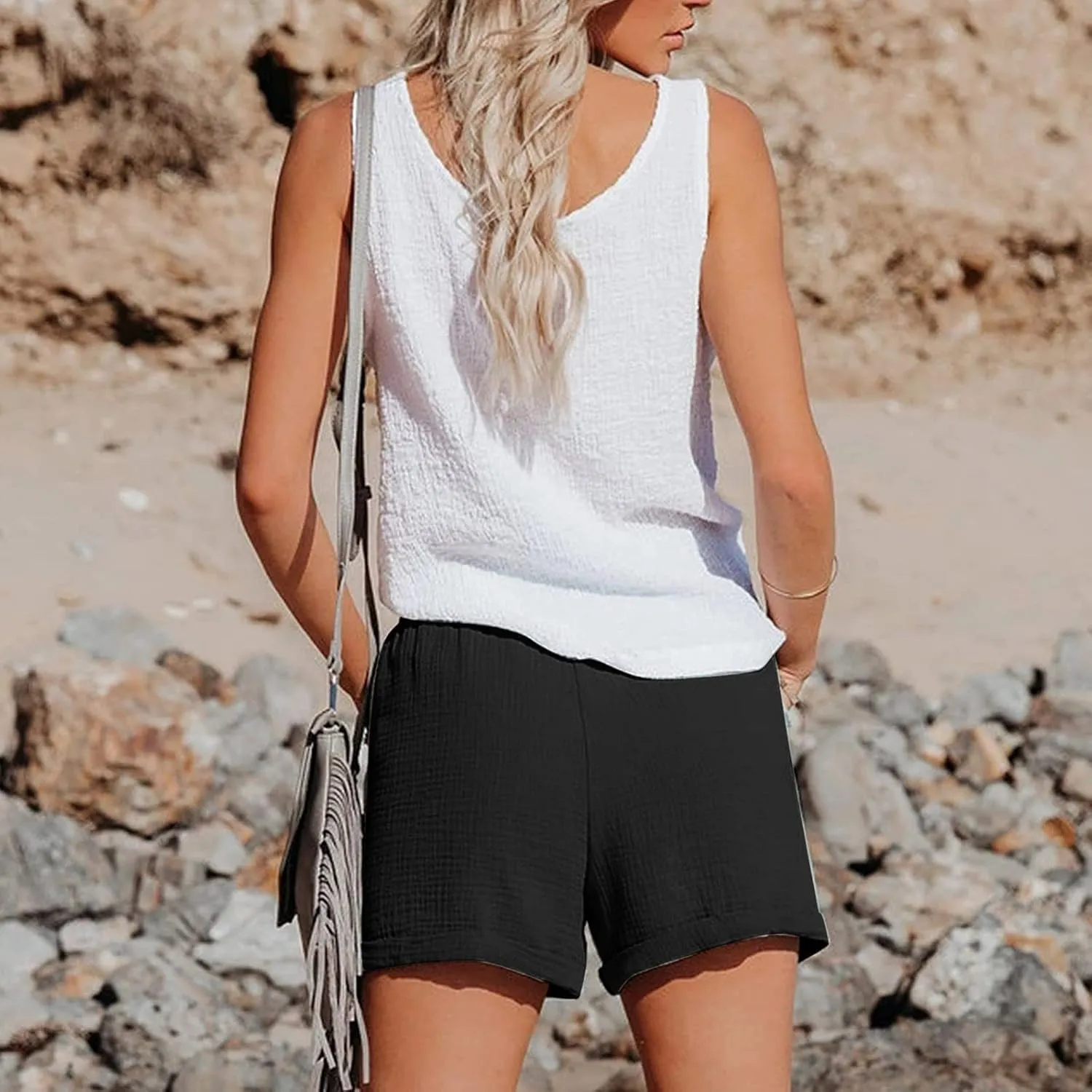 Womens Shorts for Summer Casual Linen Shorts Drawstring Elastic Waist Shorts with Pockets Comfy Bermuda Shorts Workout Shorts